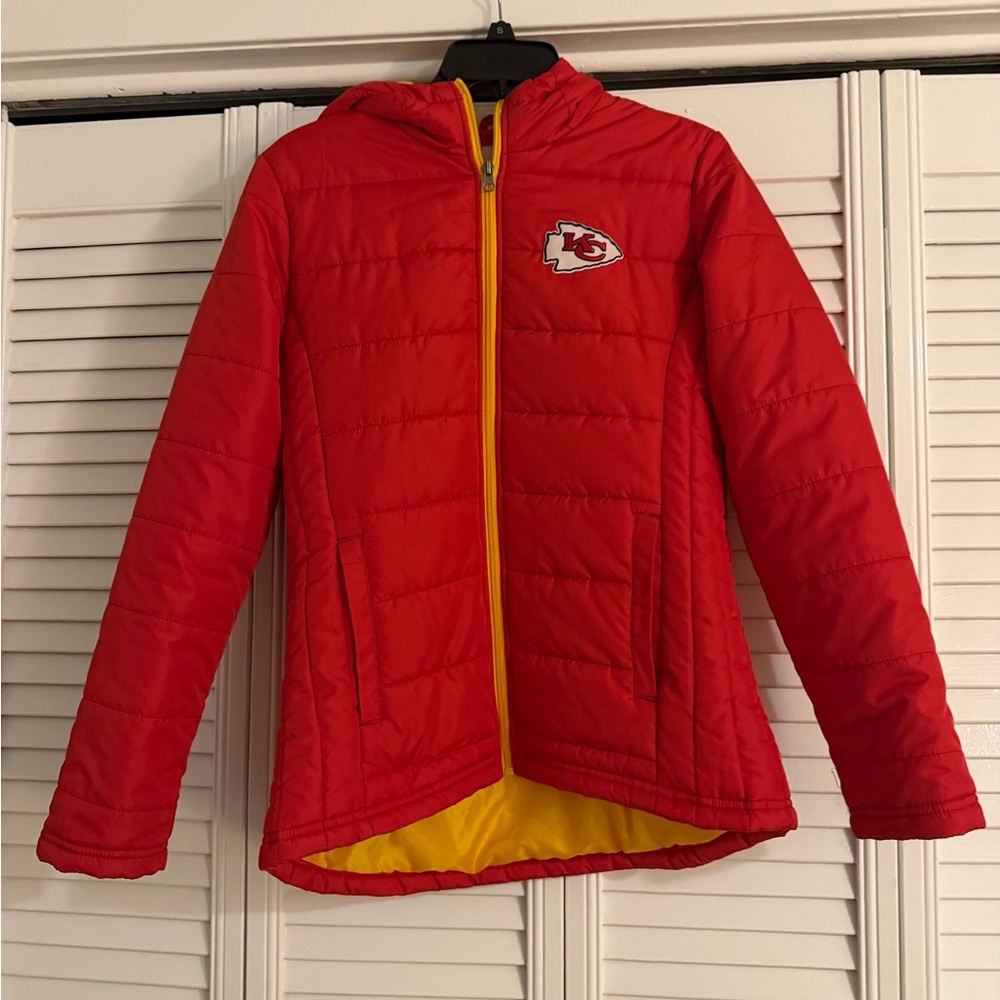 NFL Kansas City Chiefs Red Hooded Puffer Jacket with Yellow Trim
